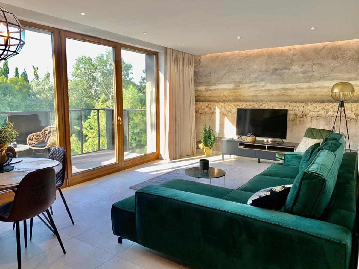 Baltic Riviera Apartments - Garden Sanctuary Retreat Gdansk Bagian luar foto